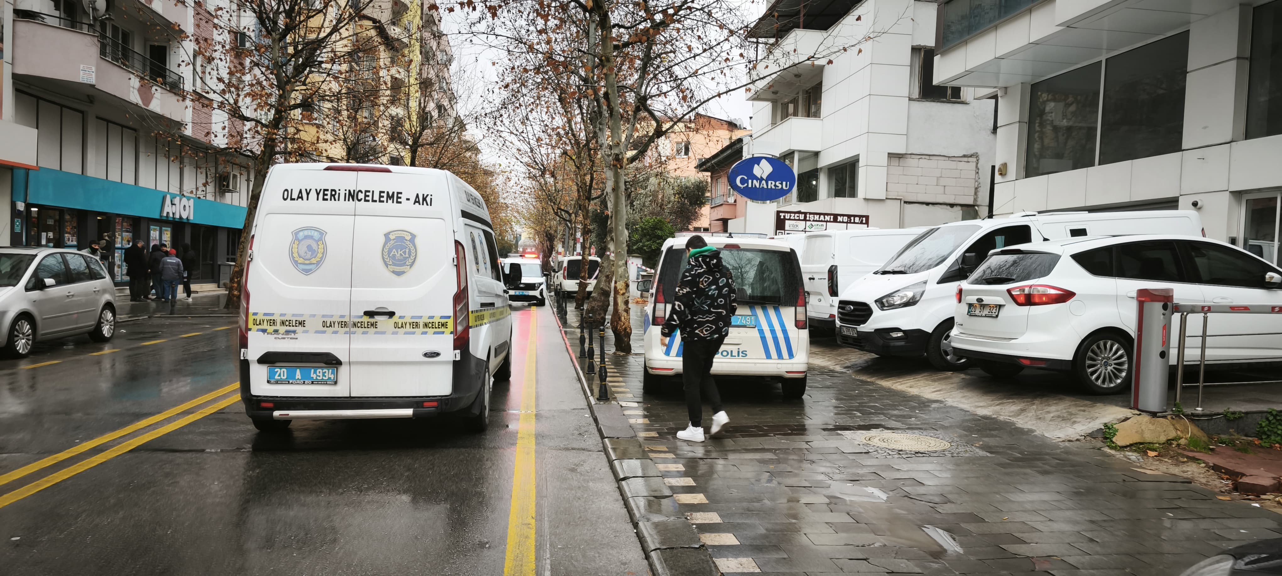 Denizli'de Genç Bir Adam 6. Kattan Atlayarak Hayatını Kaybetti (2)