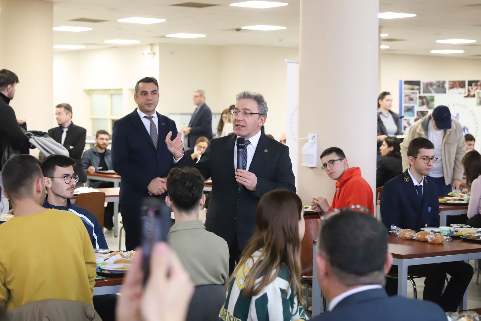 Dokuz Eylül Üniversitesi’nde Yemek Hizmetinde Yeni Dönem (5)