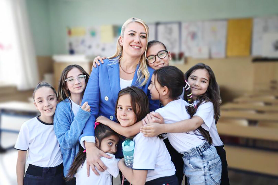 Efeler Halkı Kitap Kafelerde Sınava Hazırlanacaklar (1)