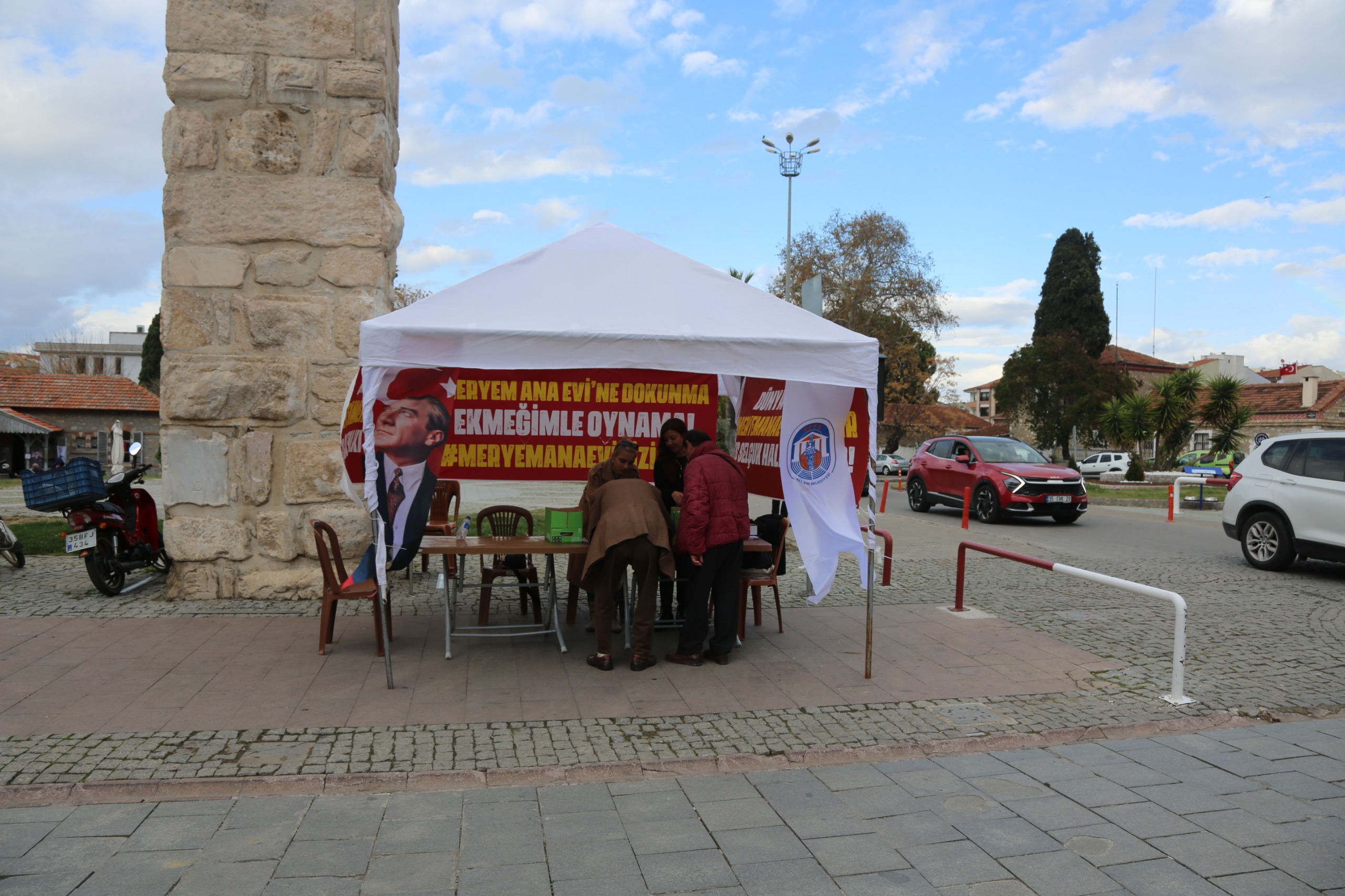 Efes Selçuk Halkı Meryem Ana Otoparkı Için Mücadelede! (1)