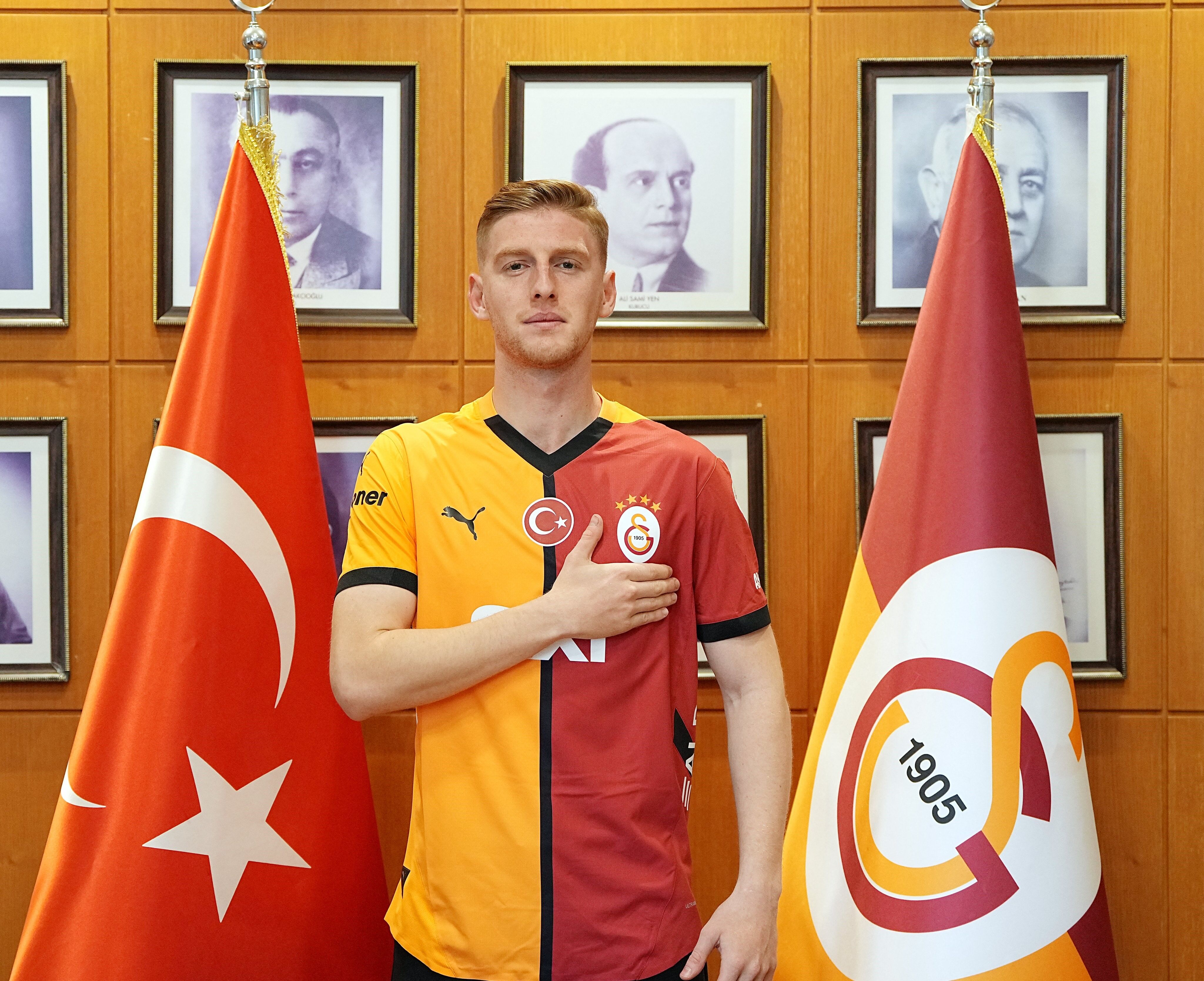 Galatasaray, Metehan Baltacı'nın Sözleşmesini Uzattı (1)