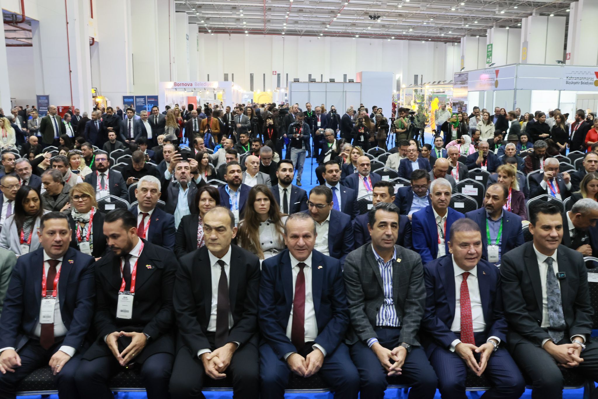 İlk 10 Ayda 1 Milyon 600 Bin Turist Akını (5)