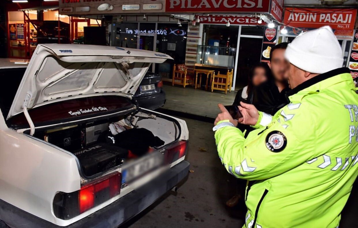 Isparta’da Modifiyeli Araçlara Büyük Denetim 7 Araç Trafikten Men Edildi (1)