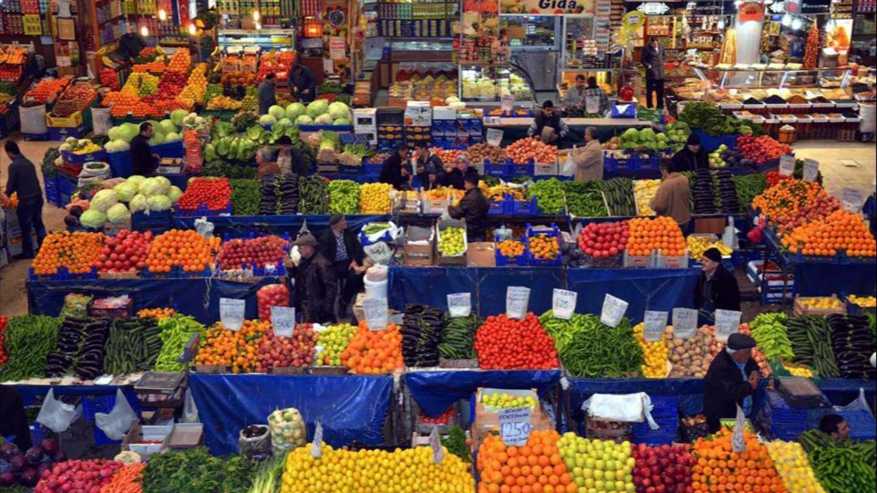 İstanbul'da Meyve Ve Sebze Fiyatlarında Şok Artış (2)