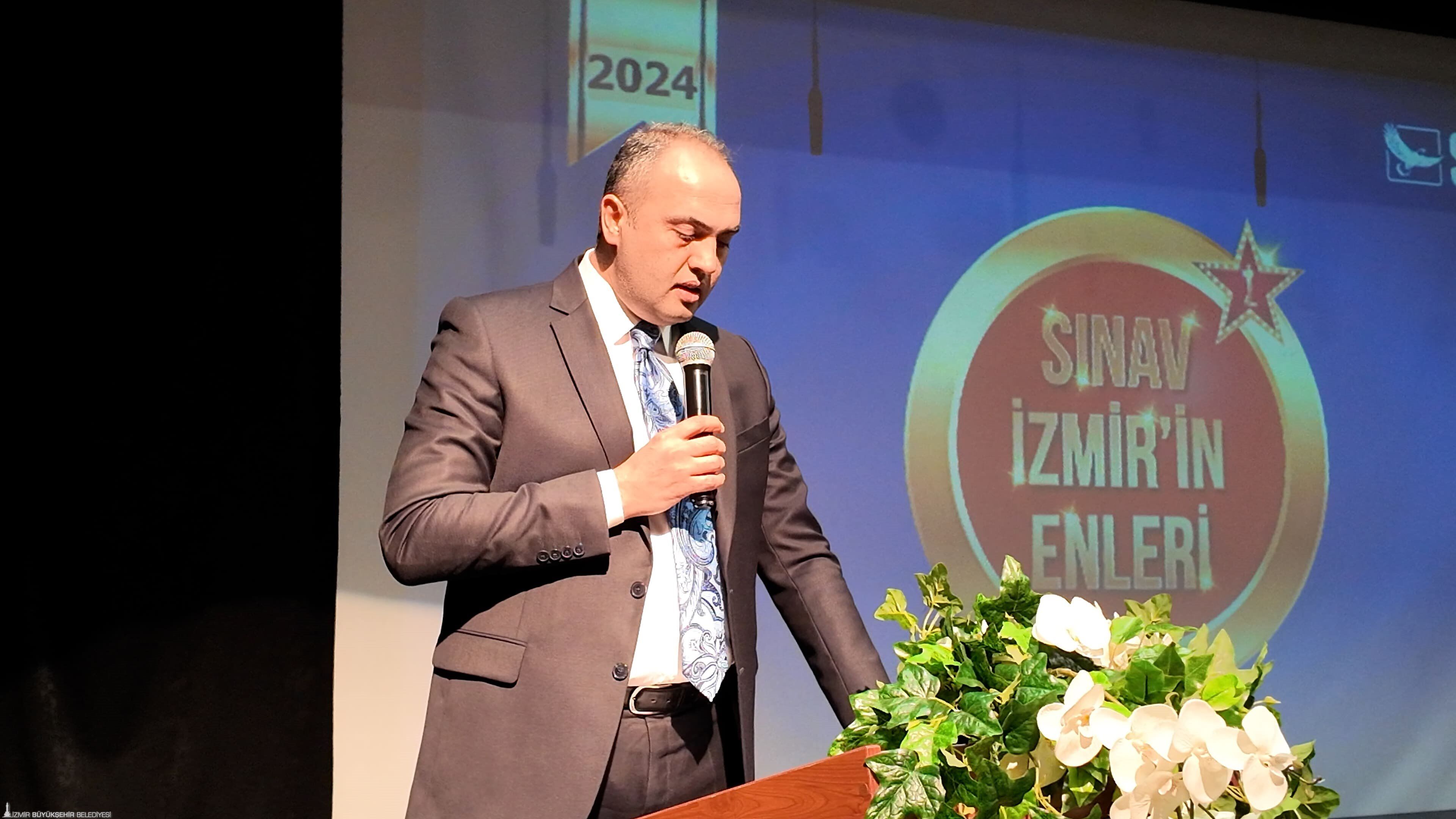 İzmir Art, “Yılın En Faydalı İçerik Üreticisi” Ödülünü Kazandı (3)
