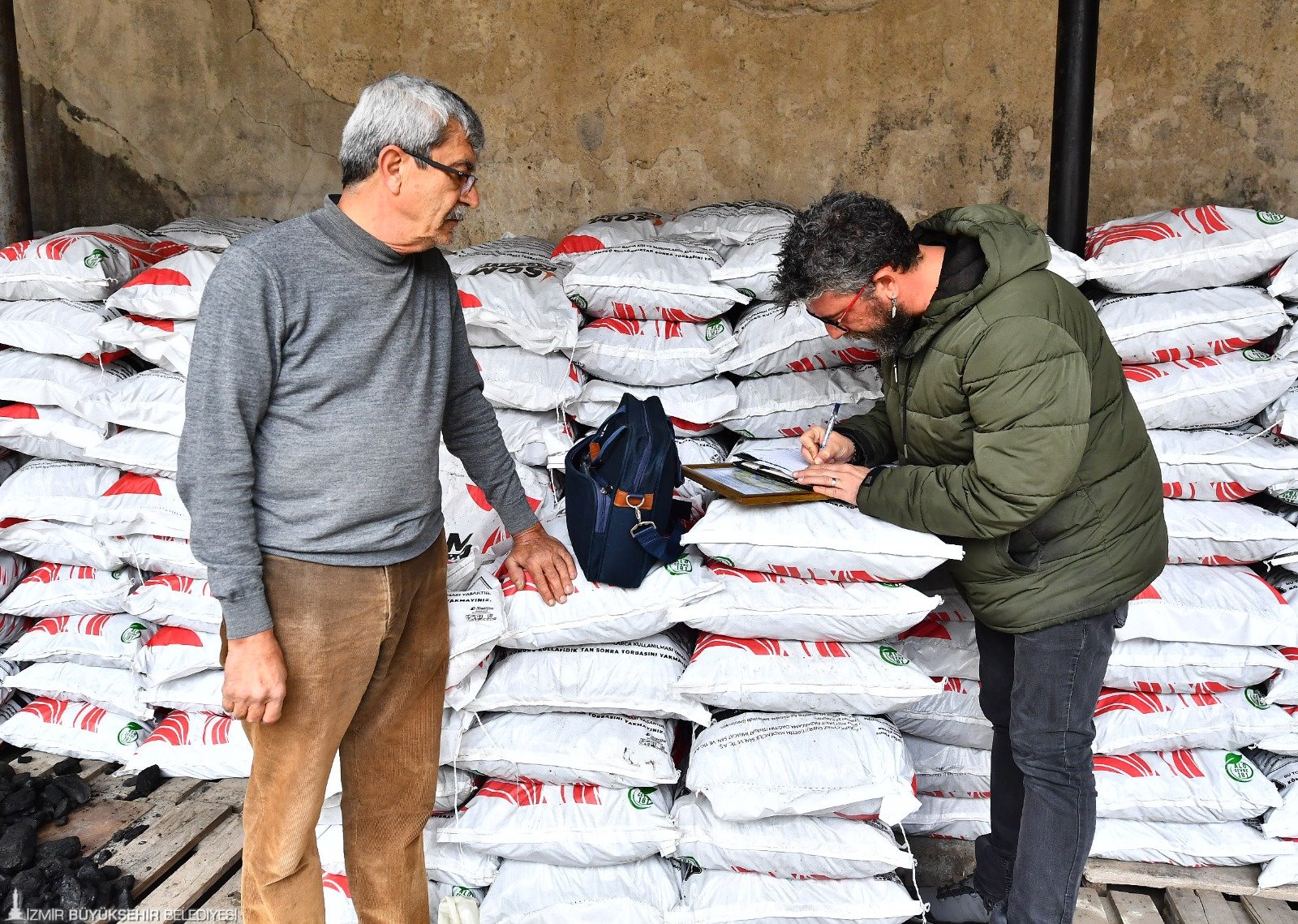 İzmir'de Kaçak Kömürle Mücadele! (2)