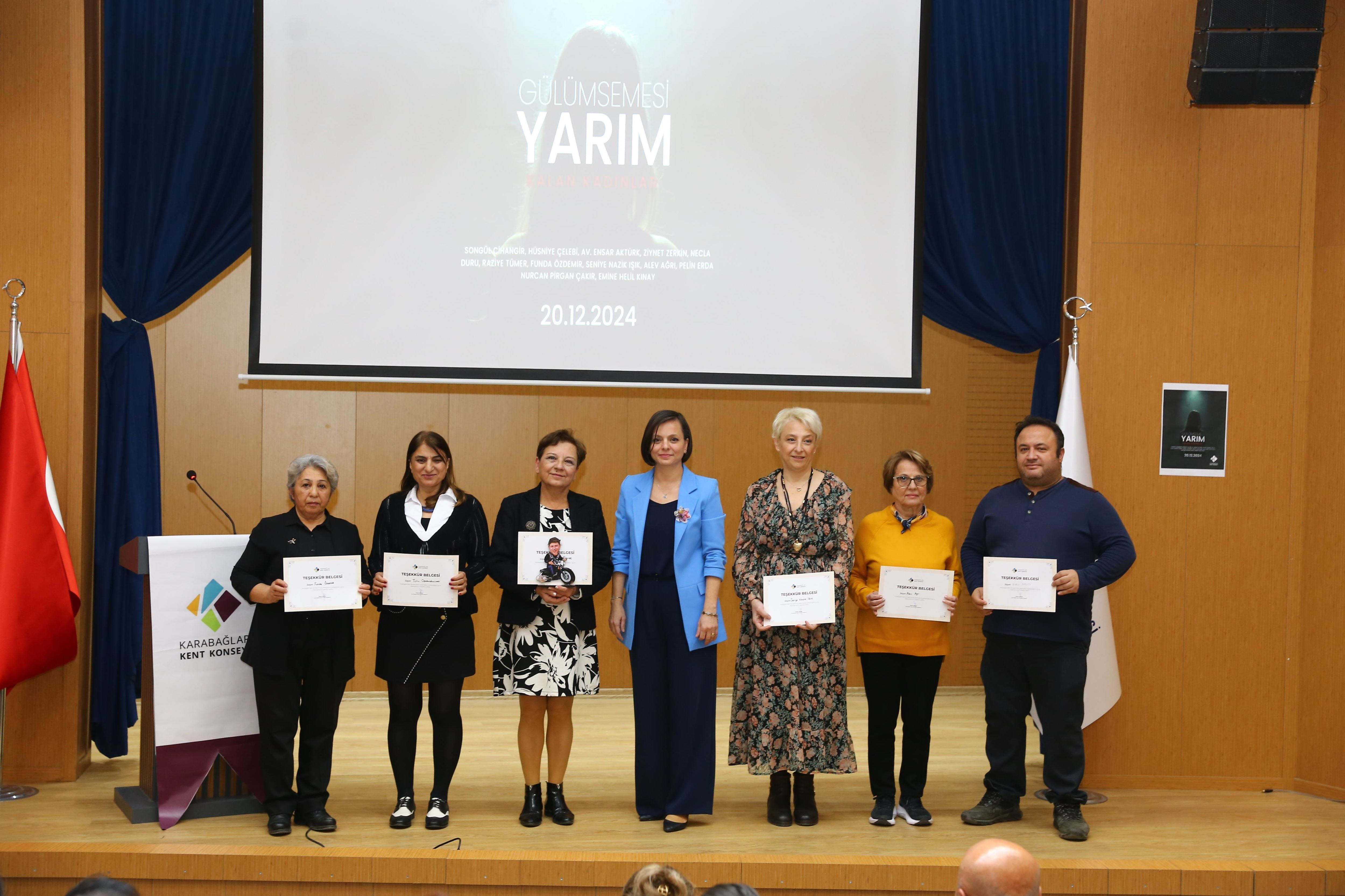 Karabağlar'da Gülümsemesi Yarım Kalan Kadınlar Belgeseli (3)