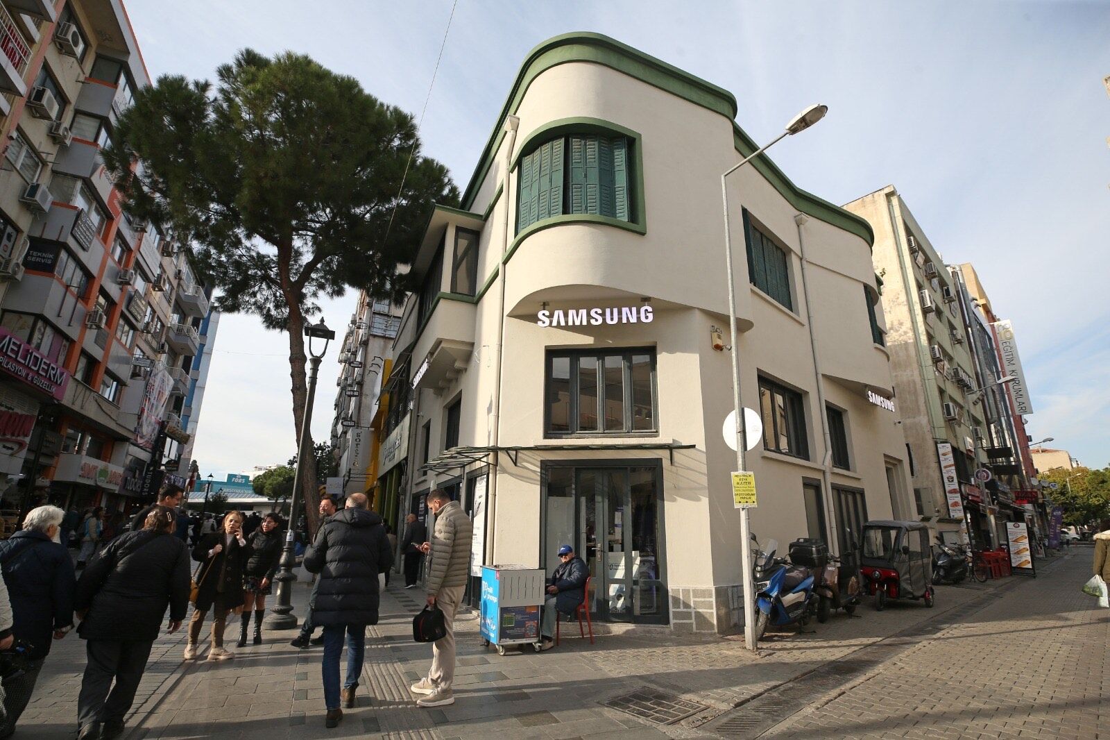 Karşıyaka Belediyesi’nden Tarihi Restorasyon Projelerine Teşekkür Plaketi2