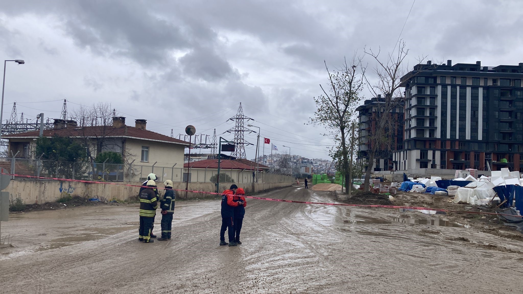 Kocaeli'de Doğalgaz Borusu Delindi, 13 Mahalleye Gaz Verilemedi (2)