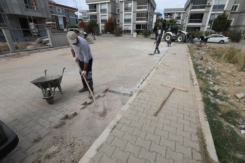 Menderes'in Yolları Yenileniyor (3)