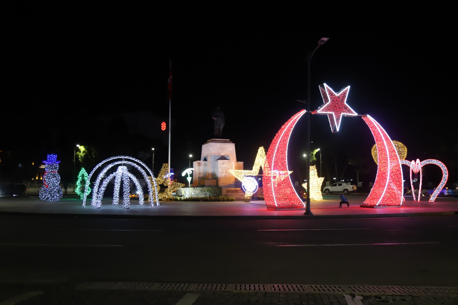 Muğla'da Süslemeler Ve Etkinlikler Büyük Ilgi Görüyor (4)