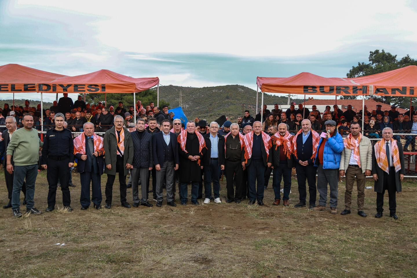 Pelitköy'de Deve Güreşi Coşkusu!2