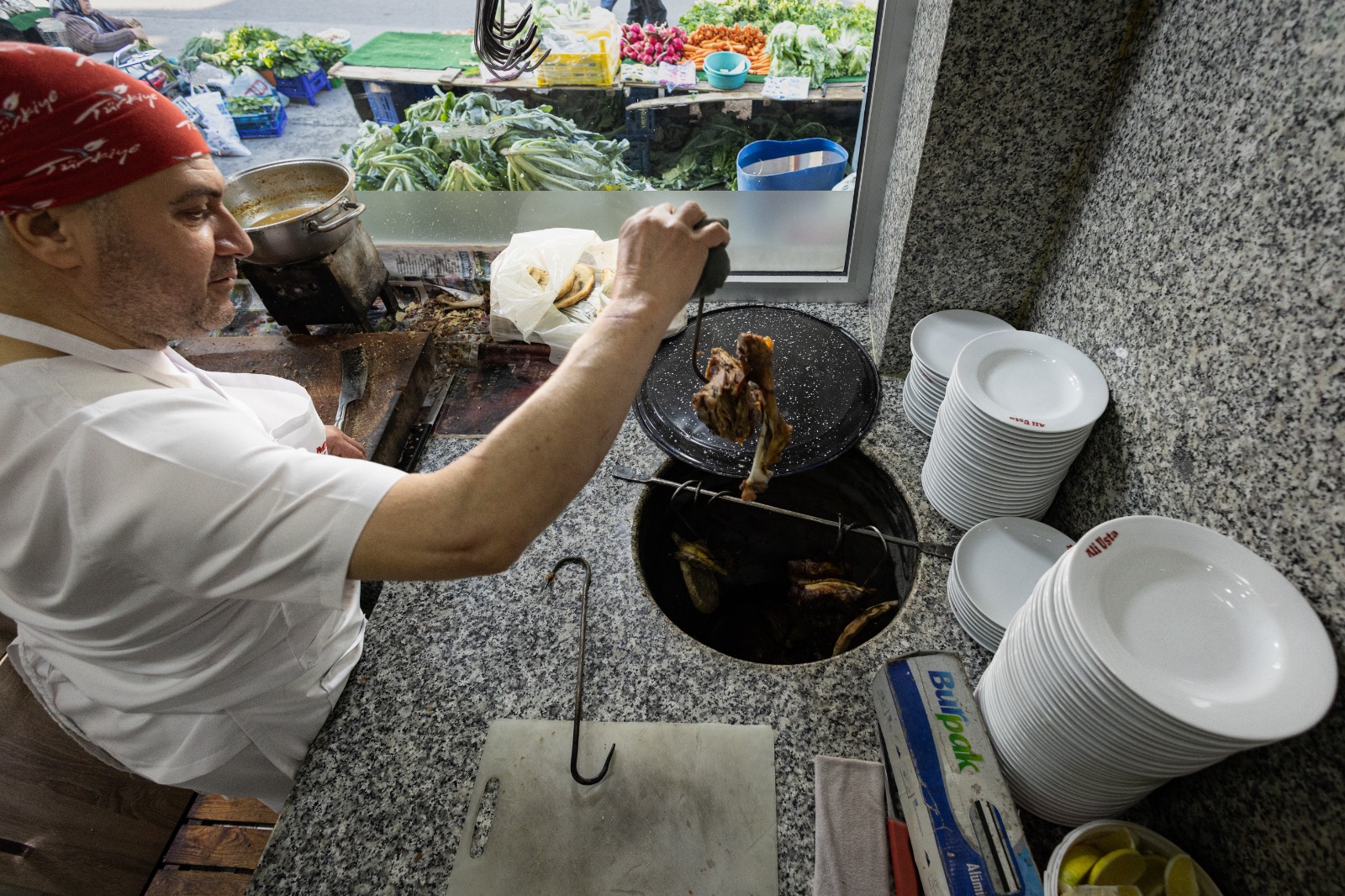 Tire'de Kuyu Kebabı Ve Tandır Çorbası Ilgi Görüyor (2)