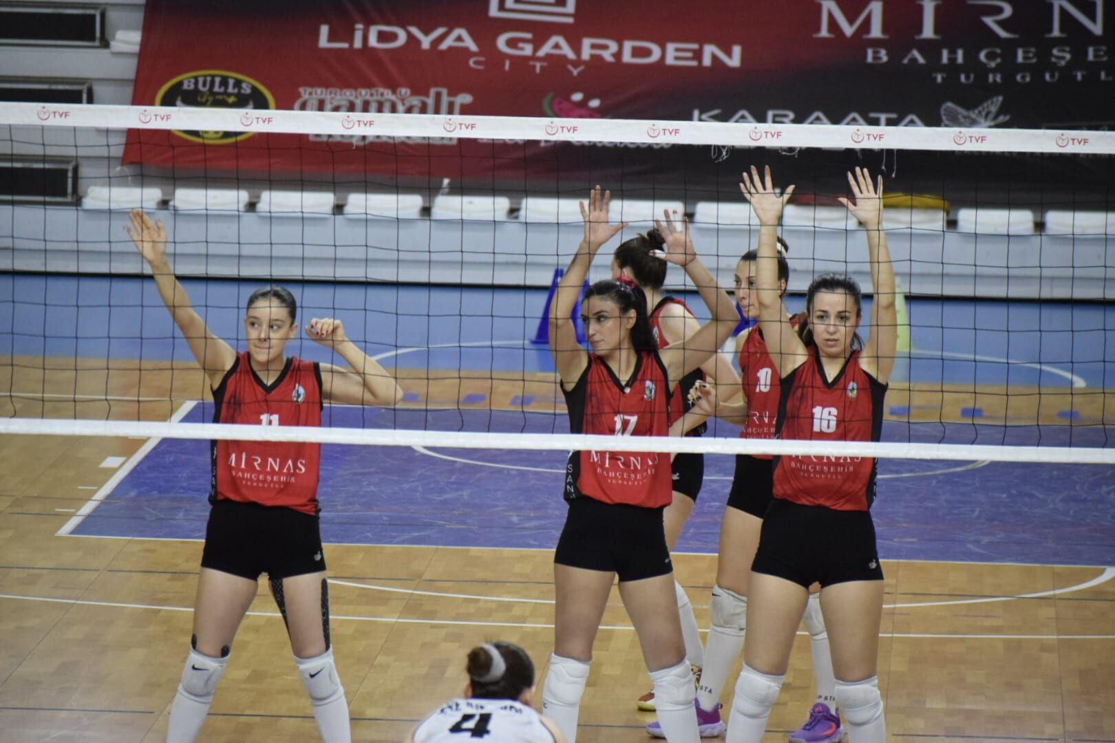 Turgutlu Belediyespor'dan Çifte Zafer (2)