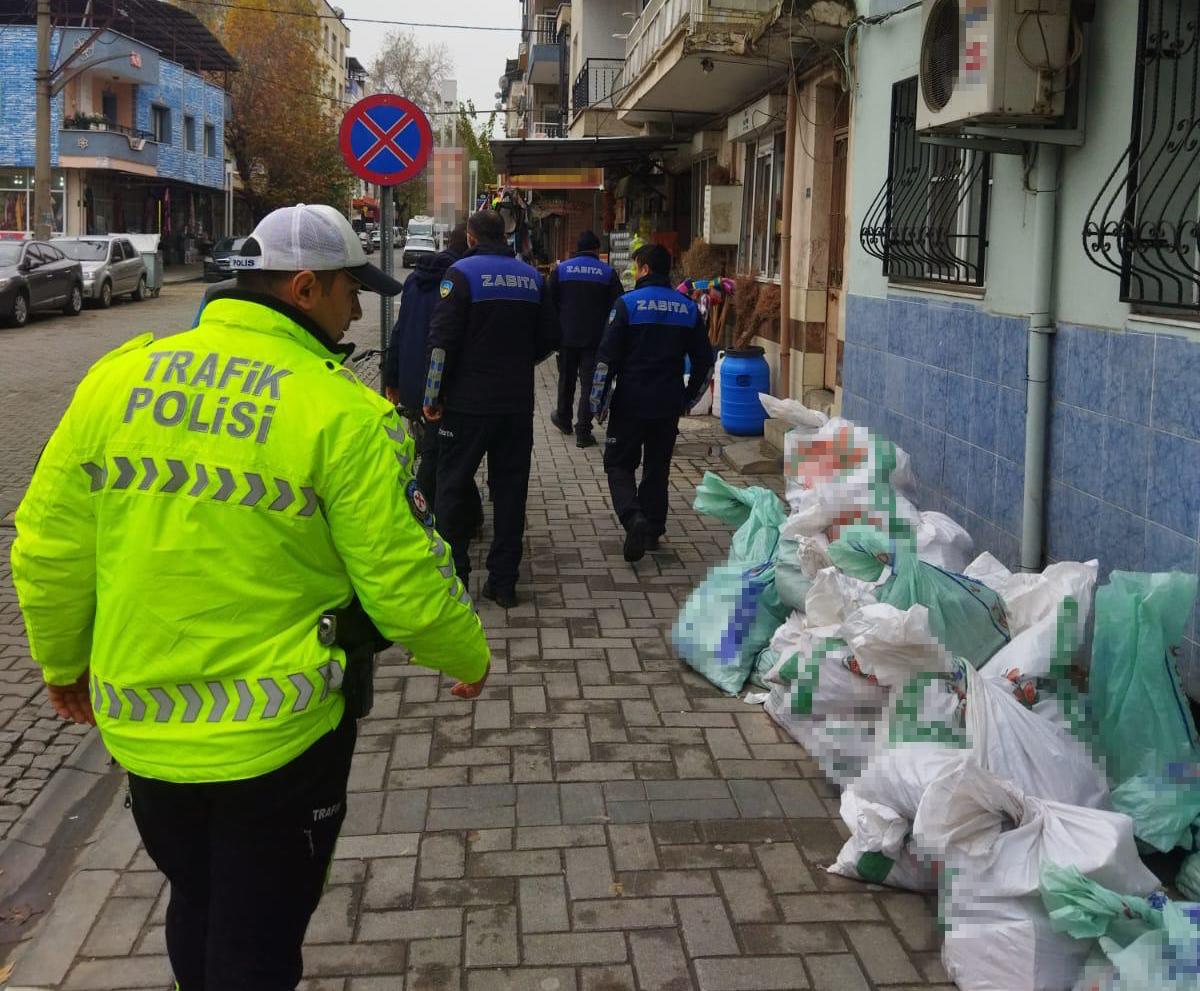 Turgutlu'da Kaldırım Işgali Denetimleri Sıkılaştırıldı (4)