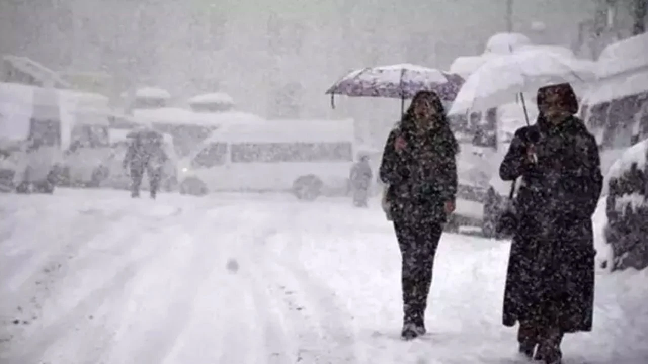 Türkiye Genelinde Hava Durumu Sağanak Yağış Ve Buzlanma Bekleniyor