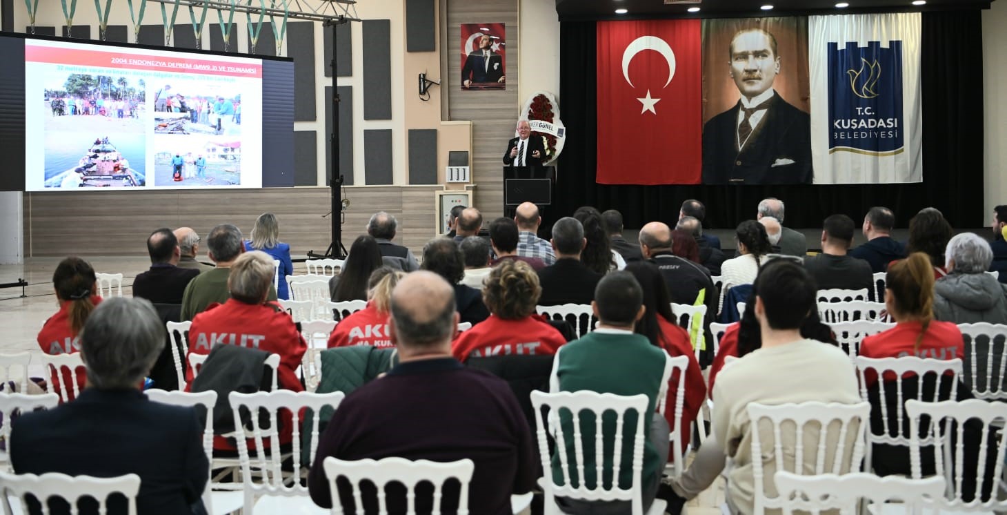 Uzmanlar Ege Bölgesi Ve Kuşadası'ndaki Deprem Tehlikesini Değerlendirdi (4)