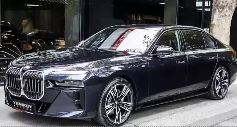 Bmw I7