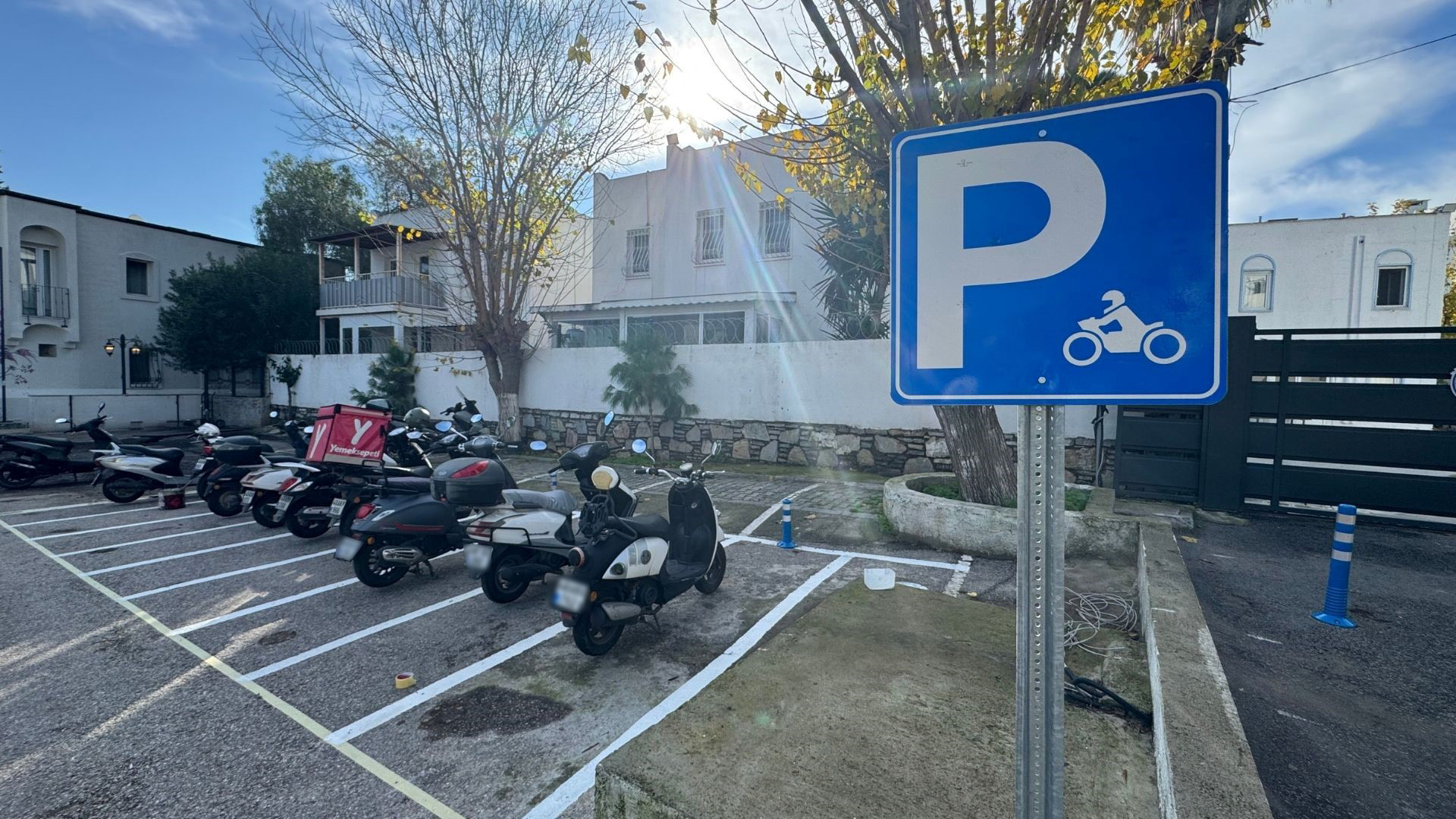 Bodrum'da Motosikletler Için Yeni Park Alanları Oluşturuldu (5)