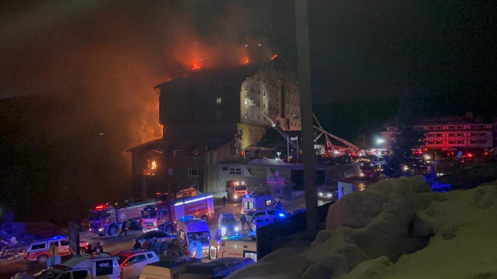 Bolu Kartalkaya Kayak Merkezi'nde Yangın 3 Ölü, 11 Yaralı (3)