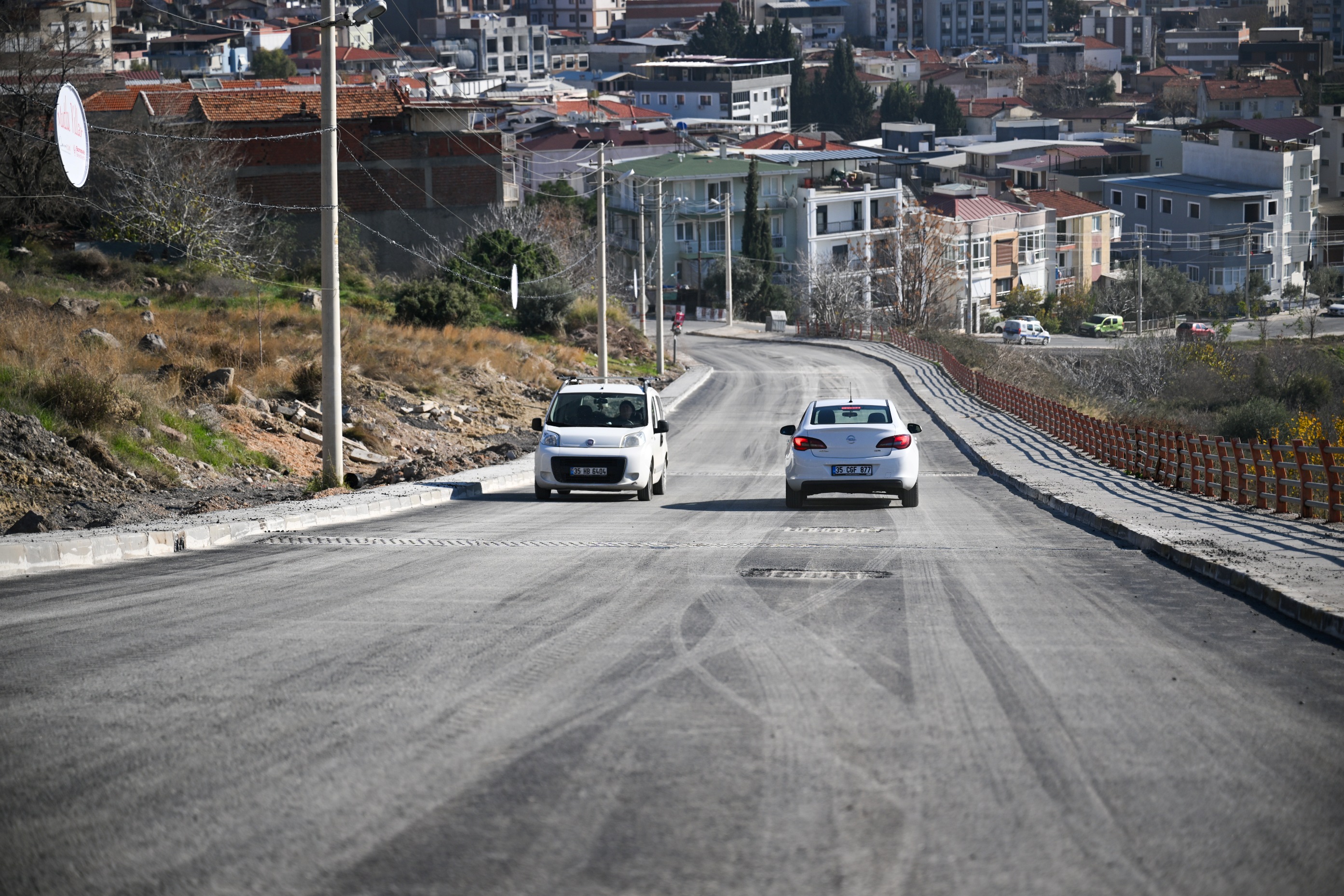 Bornova'da Yeni Yol Çalışması Altyapı Ve Estetik Buluştu (2)