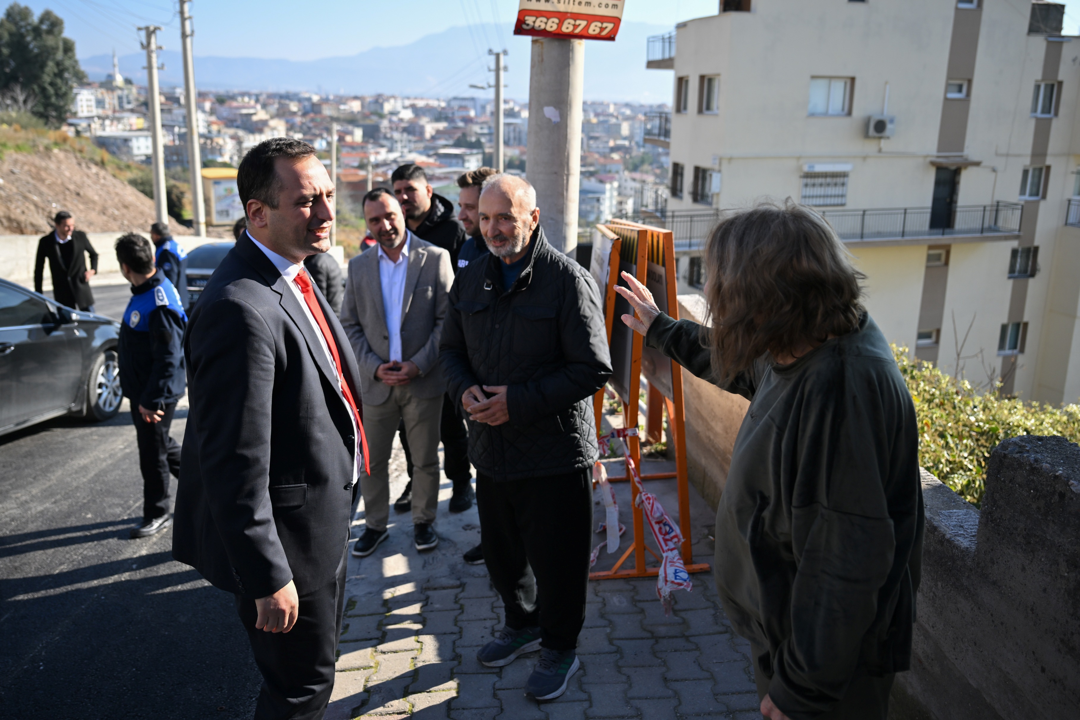 Bornova'da Yeni Yol Çalışması Altyapı Ve Estetik Buluştu (3)