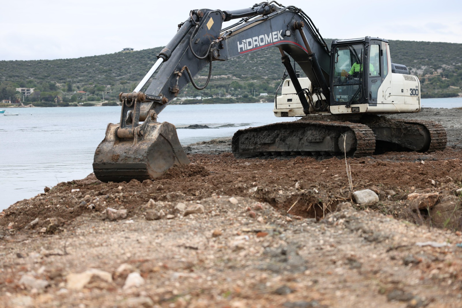 Çeşme'de Durmuş Deresi Islahı Ile Sinek Şikayetleri Azalacak (5)