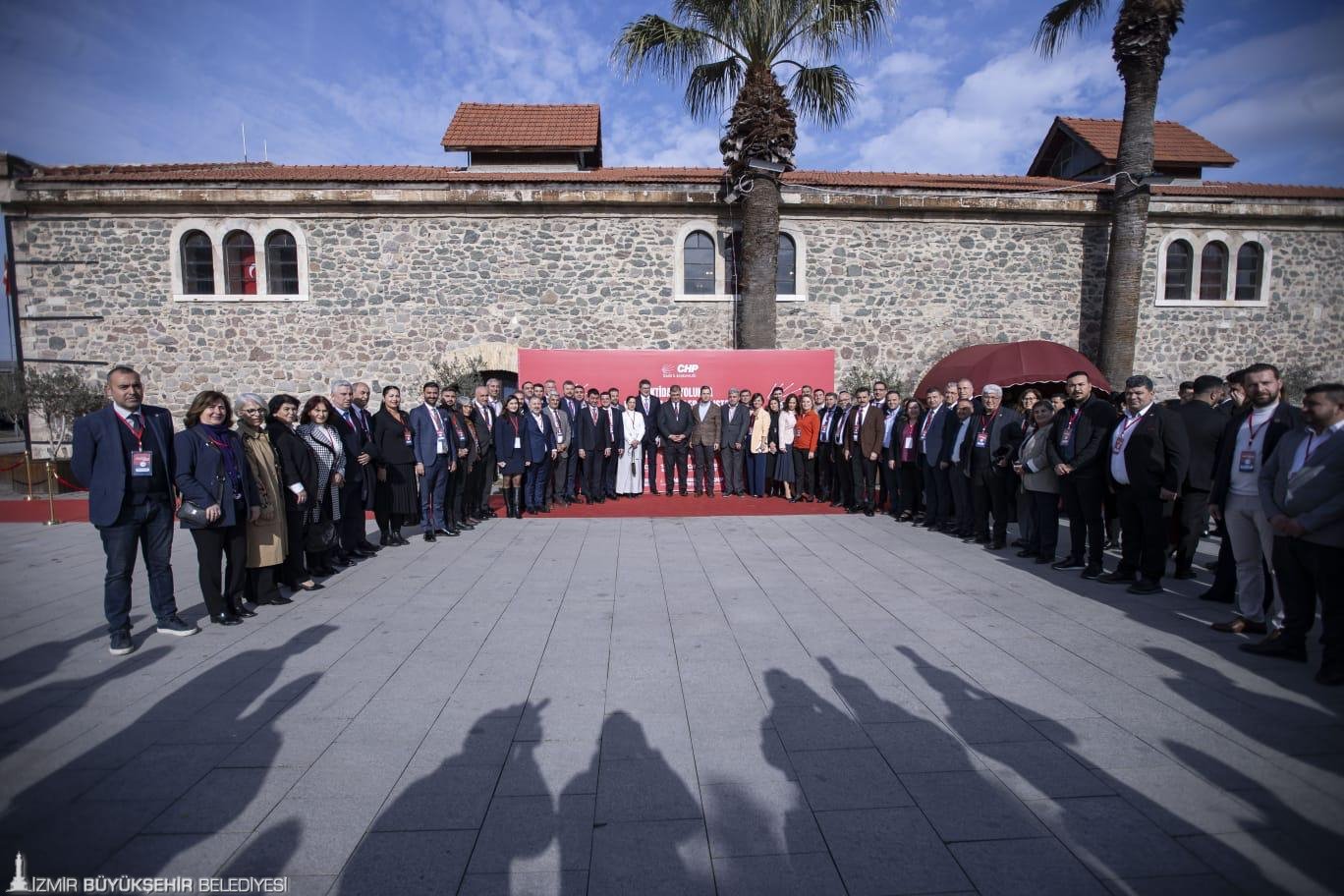 Chp İzmir'de İktidar Yolunda Korkusuz Kentler Çalıştayını Başlattı (2)