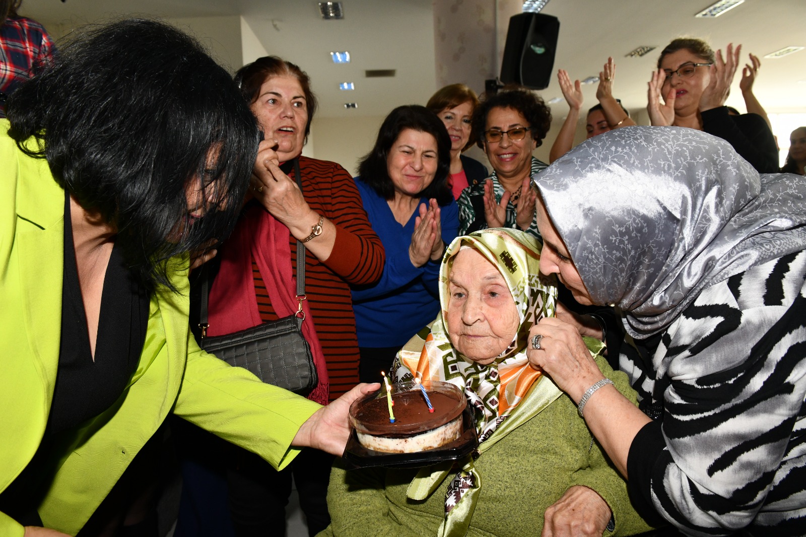 Çiğli Belediyesi’nden Kadınlara Dansla Dolu Bir Gün (5)