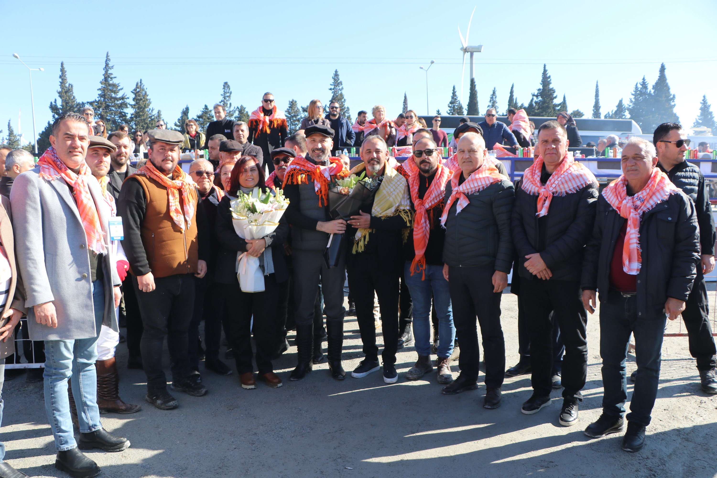 Deve Güreşi Festivali Söke’de Geleneksel Havasıyla Gerçekleşti (2)