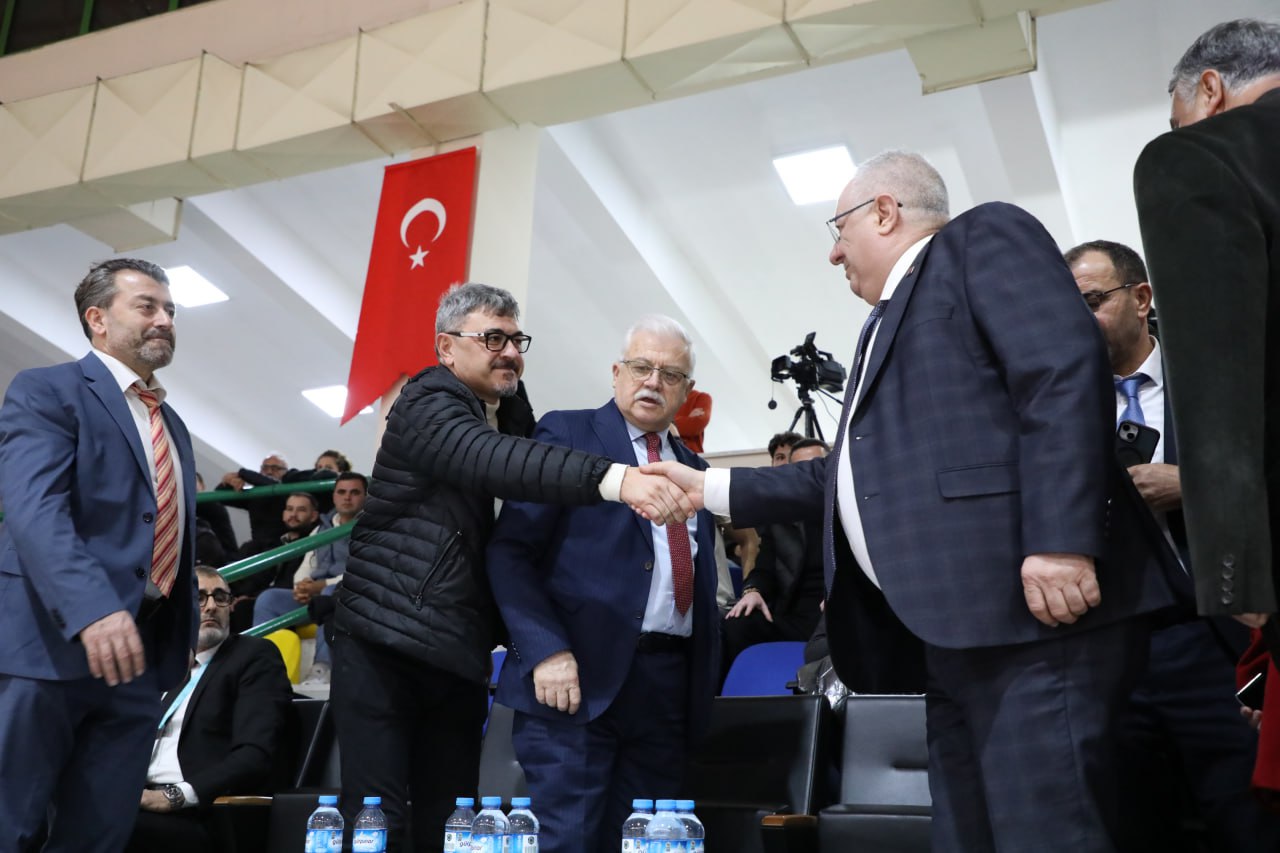 Ferhatoğlu Edremit Belediyesi Gürespor Yarı Finale Yükseldi (2)