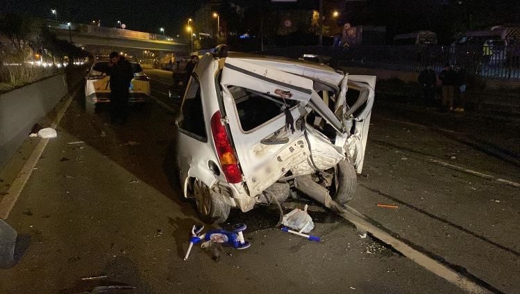 İstanbul Esenler’de Zincirleme Trafik Kazası 1 Ölü, 9 Yaralı (1)