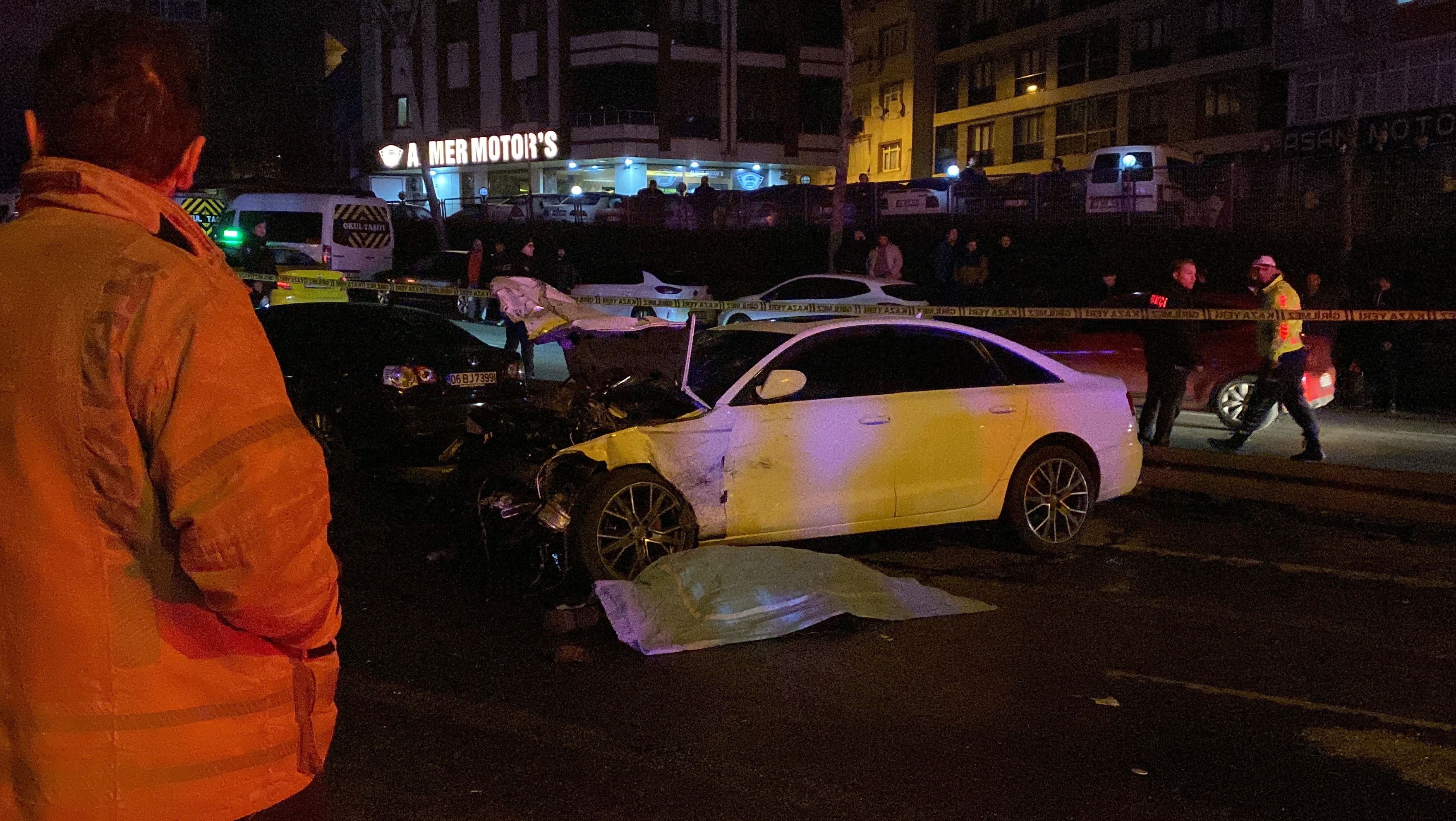 İstanbul Esenler’de Zincirleme Trafik Kazası 1 Ölü, 9 Yaralı (3)