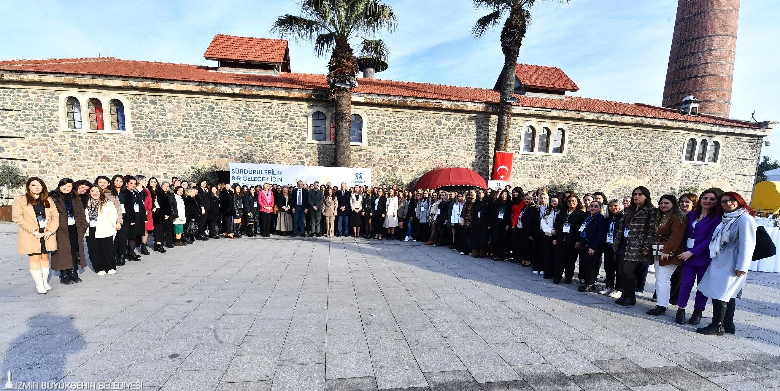 İzmir’de “Sürdürülebilir Gelecek Için Eğitim Çalıştayı” Başladı1