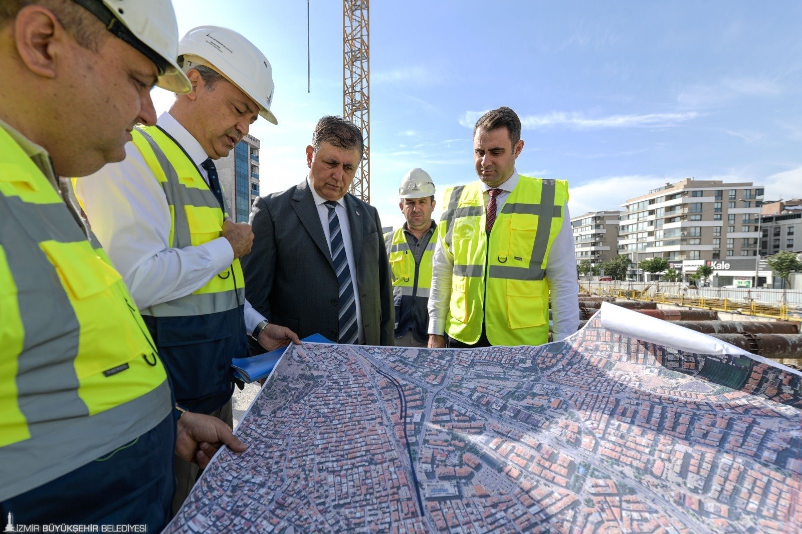 İzmir'de Ulaşım Yeni Istasyonlar Ile Daha Konforlu Hale Gelecek (4)