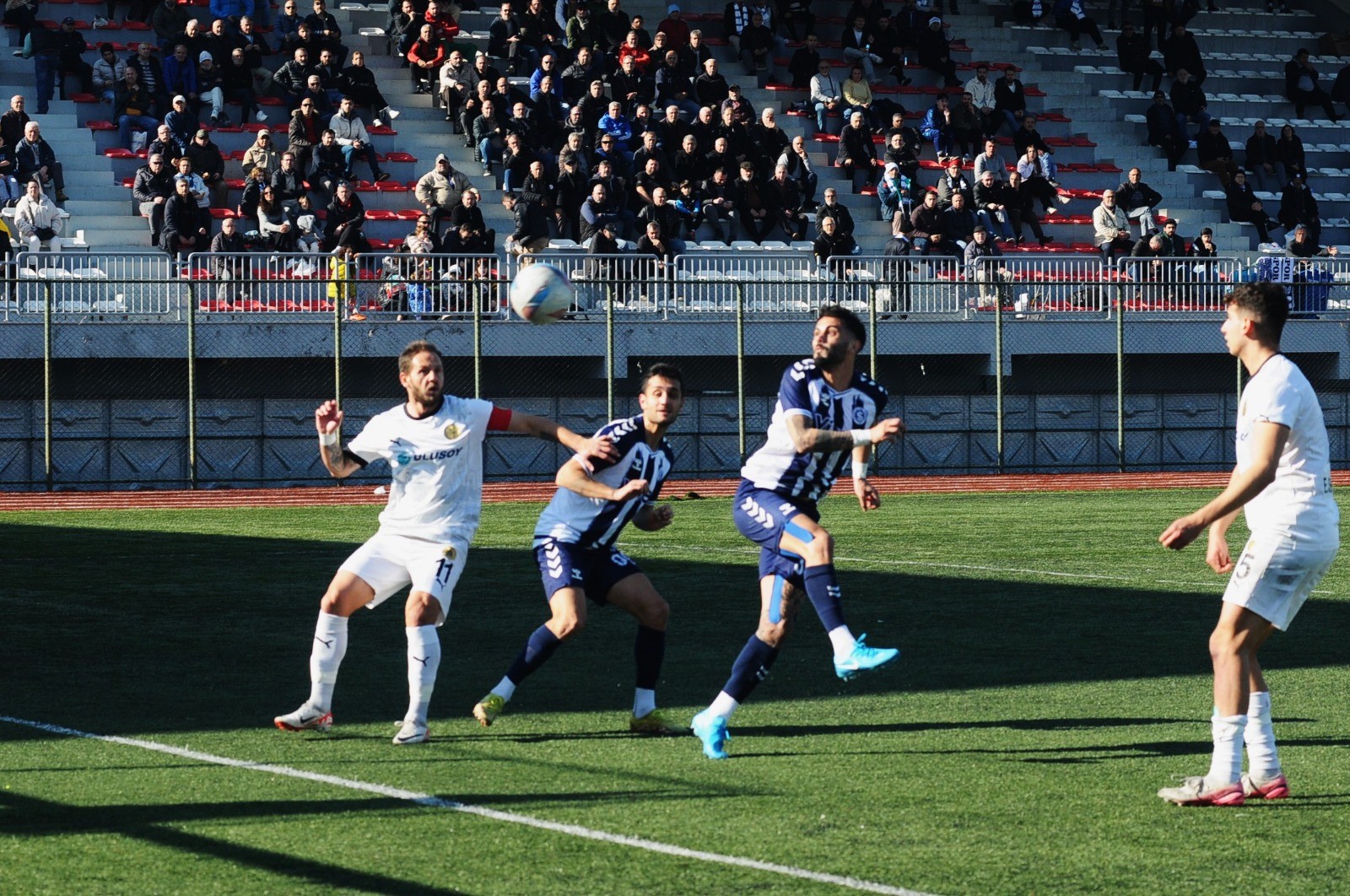 İzmirspor, Çeşme Belediyespor’u 3 1 Mağlup Etti (2)