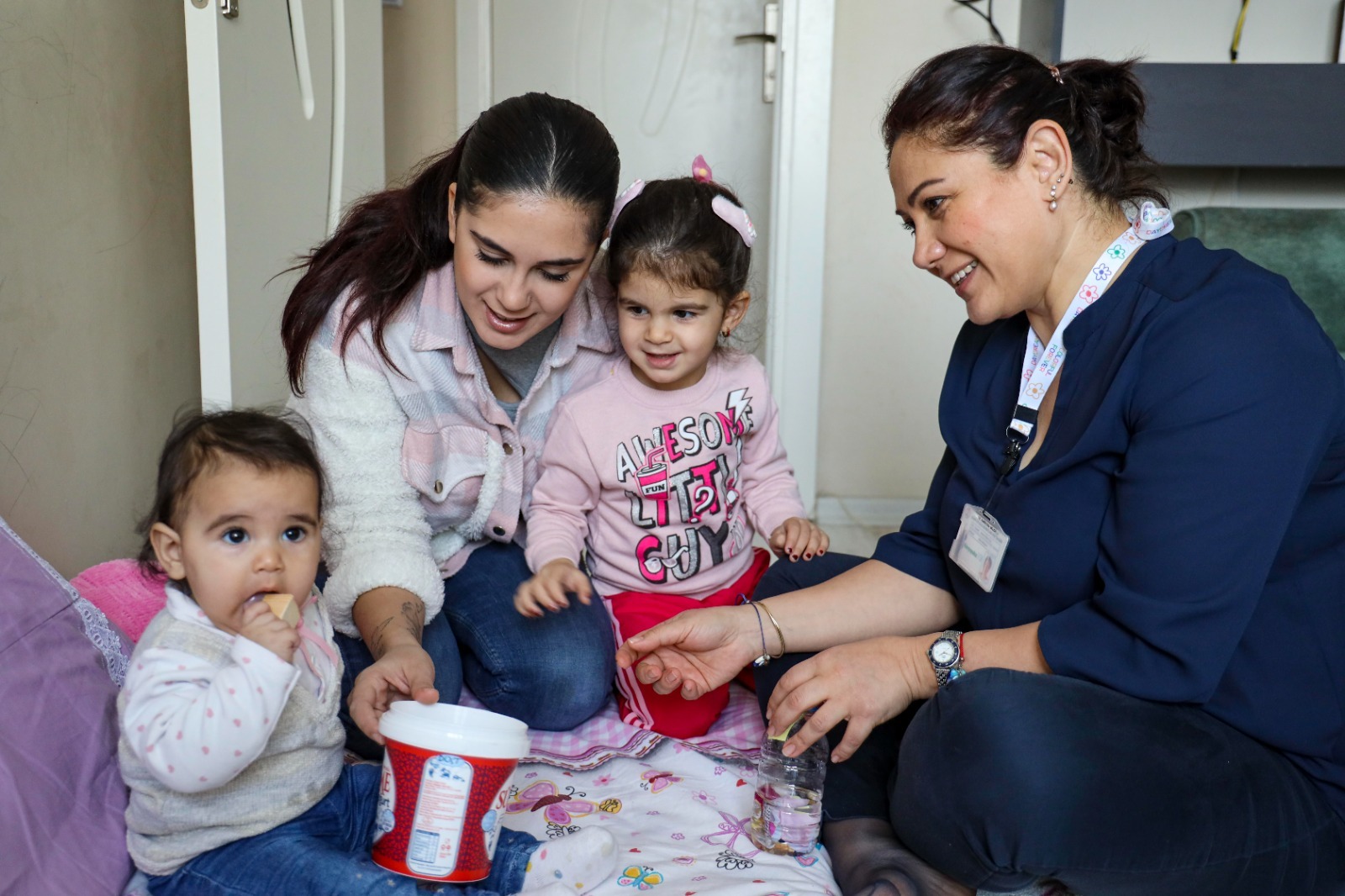 Karşıyaka'da Bebekli Ailelere Uzman Rehberliğiyle Destek (4)