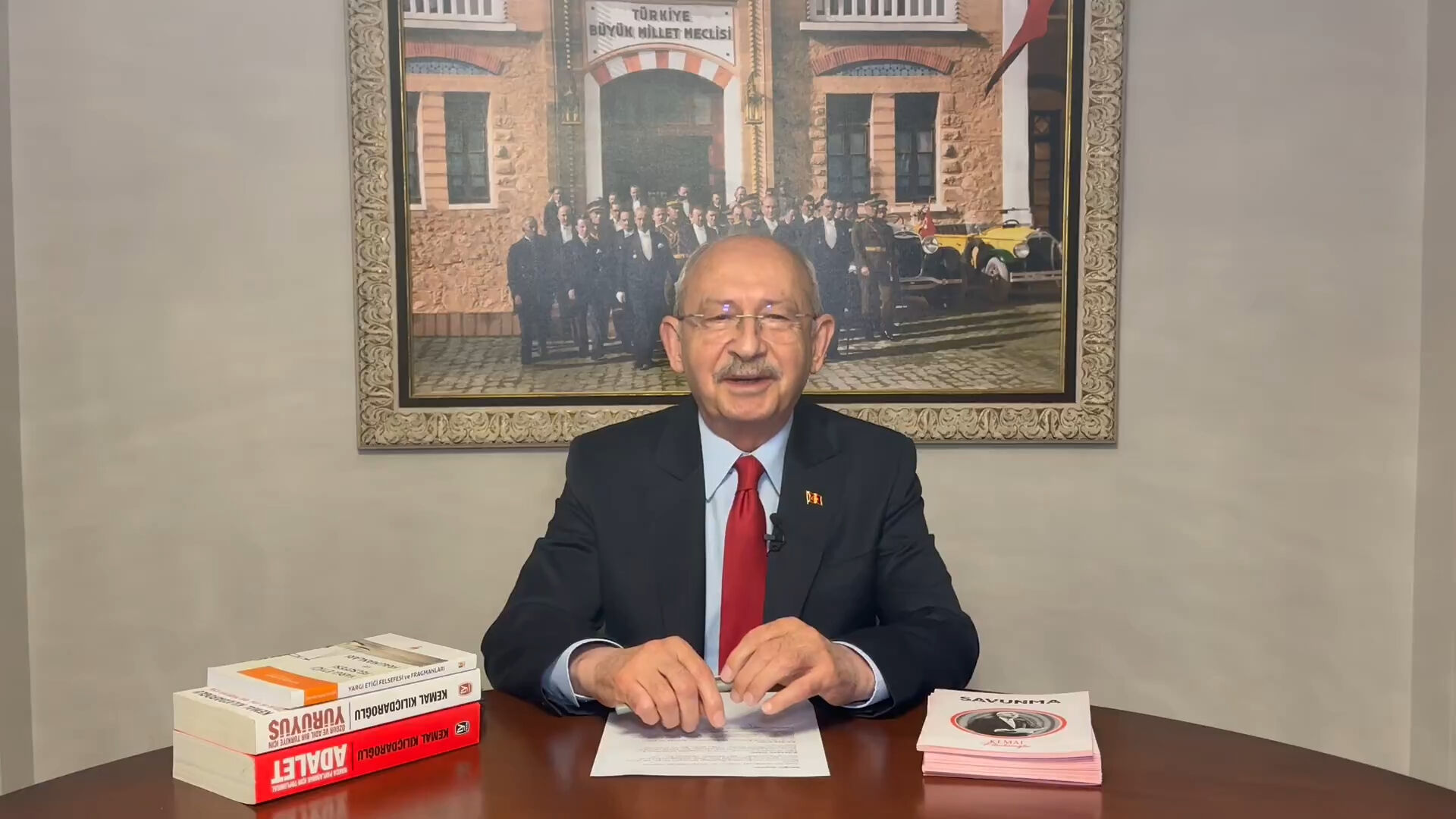 Kemal Kılıçdaroğlu'ndan Özgür Özel'e Akrep Kurbağa Hikayesiyle Mesaj!