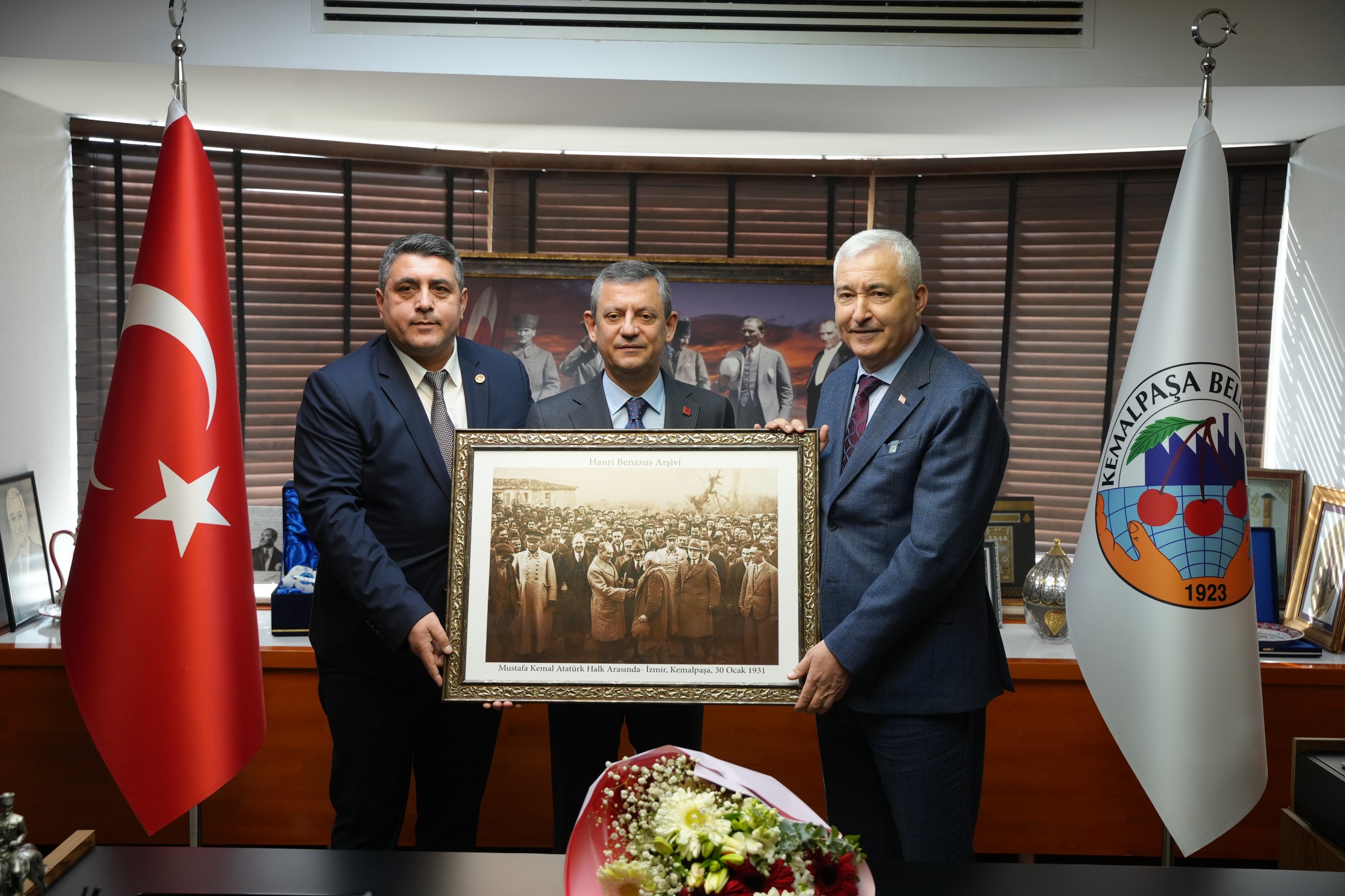 Kemalpaşa'da Özgür Özel Katılımıyla Toplu Açılış! (3)