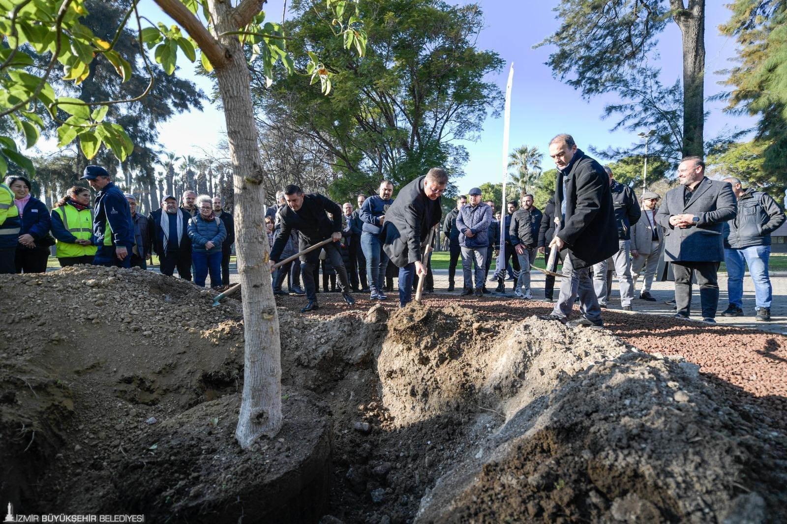 Kültürpark’ta Yeni Dönem Başladı İzmir’in Akciğerleri Yenileniyor (6)