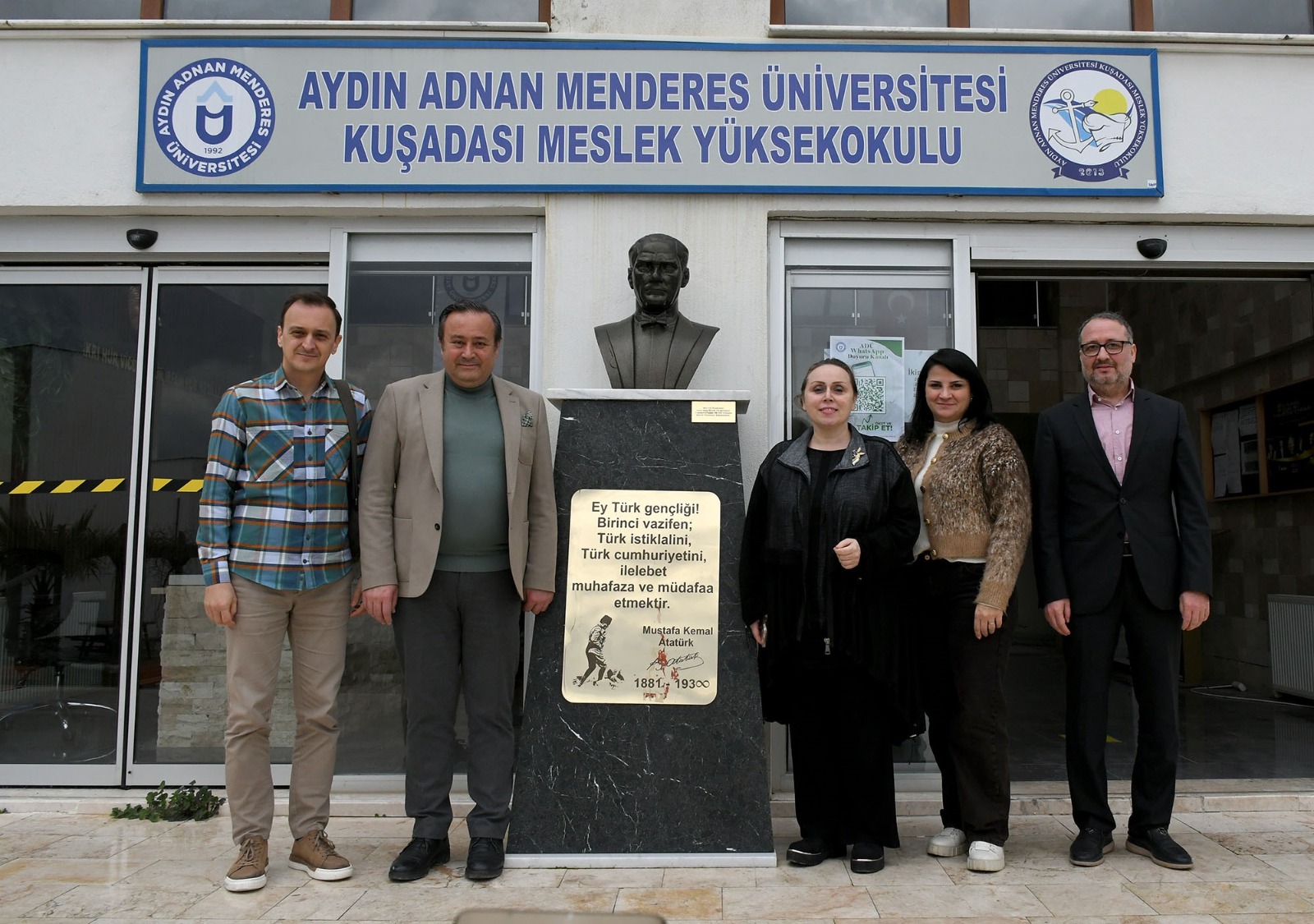 Kuşadası Belediyesi Üniversite Öğrencilerinin Yer Sorununu Çözdü (2)