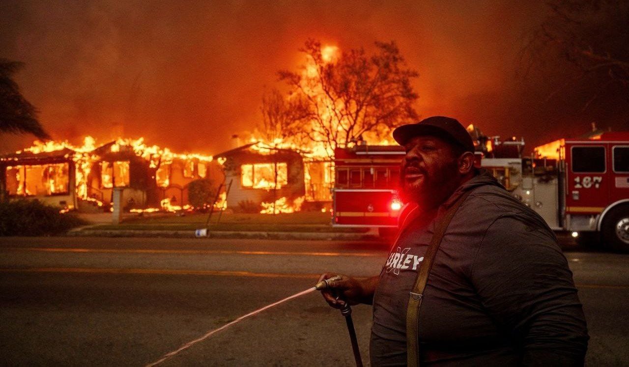 Los Angeles'ta Orman Yangınları Ölü Sayısı 24'E Yükseldi! (3)