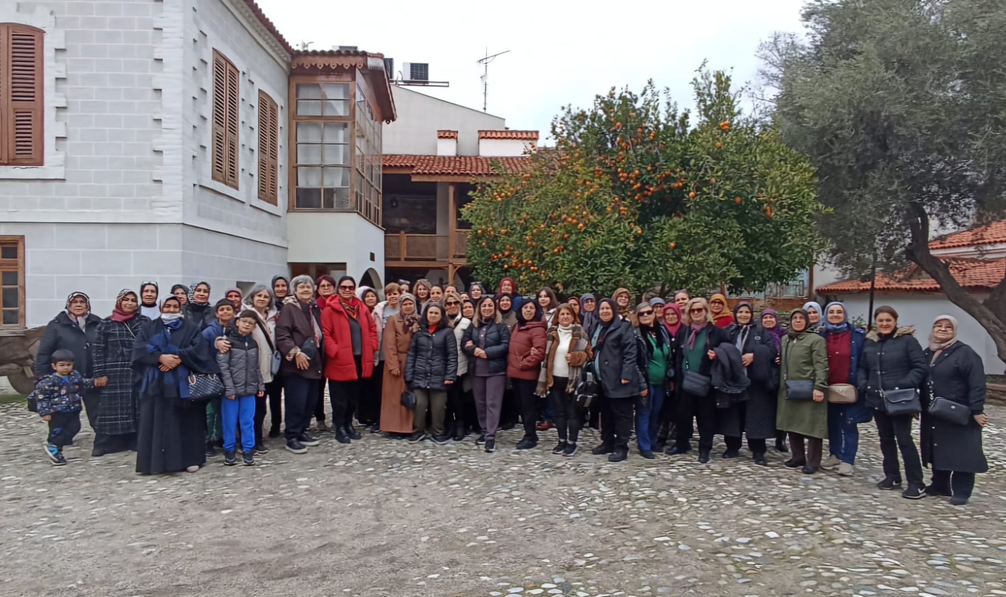 Manisalı Kadınlar Salihli’yi Yakından Tanıdı (1)