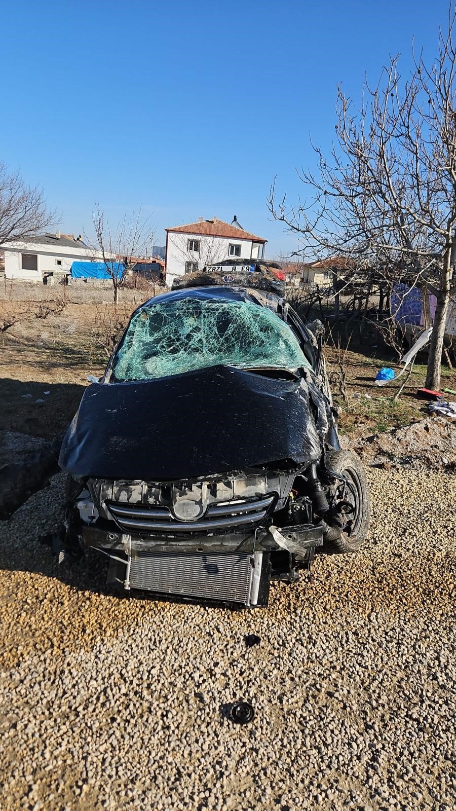 Nevşehir'de Takla Atan Otomobilin Sürücüsü Hayatını Kaybetti (3)