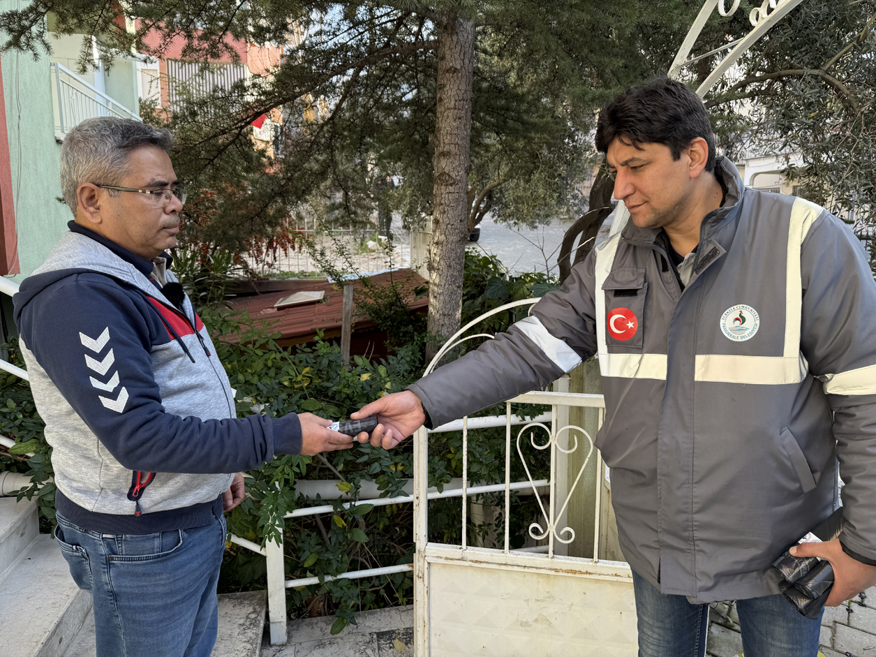 Pamukkale Belediyesi’nden Düzenli Çöp Poşeti Dağıtımı Başladı (3)