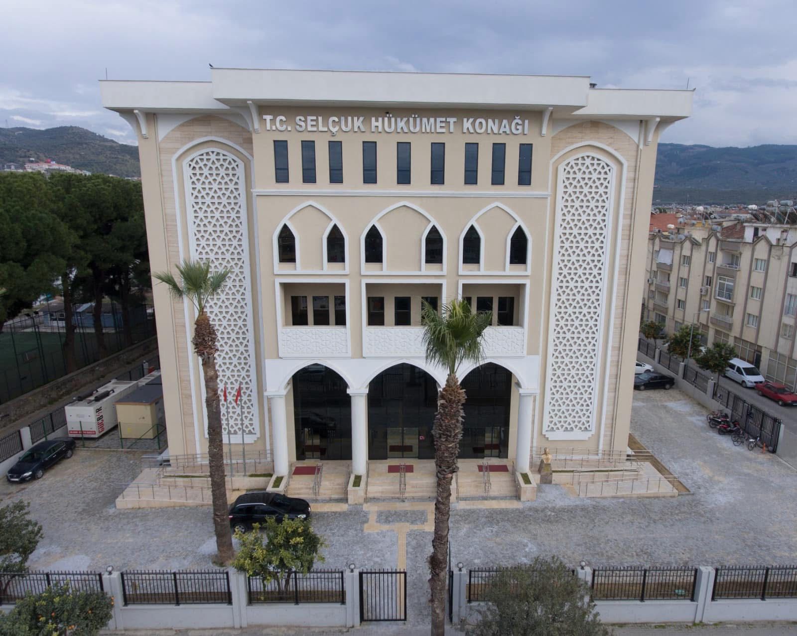 Ak Partili Mahmut Atilla Kaya Selçuk’a Yatırımlar Devam Edecek (2)