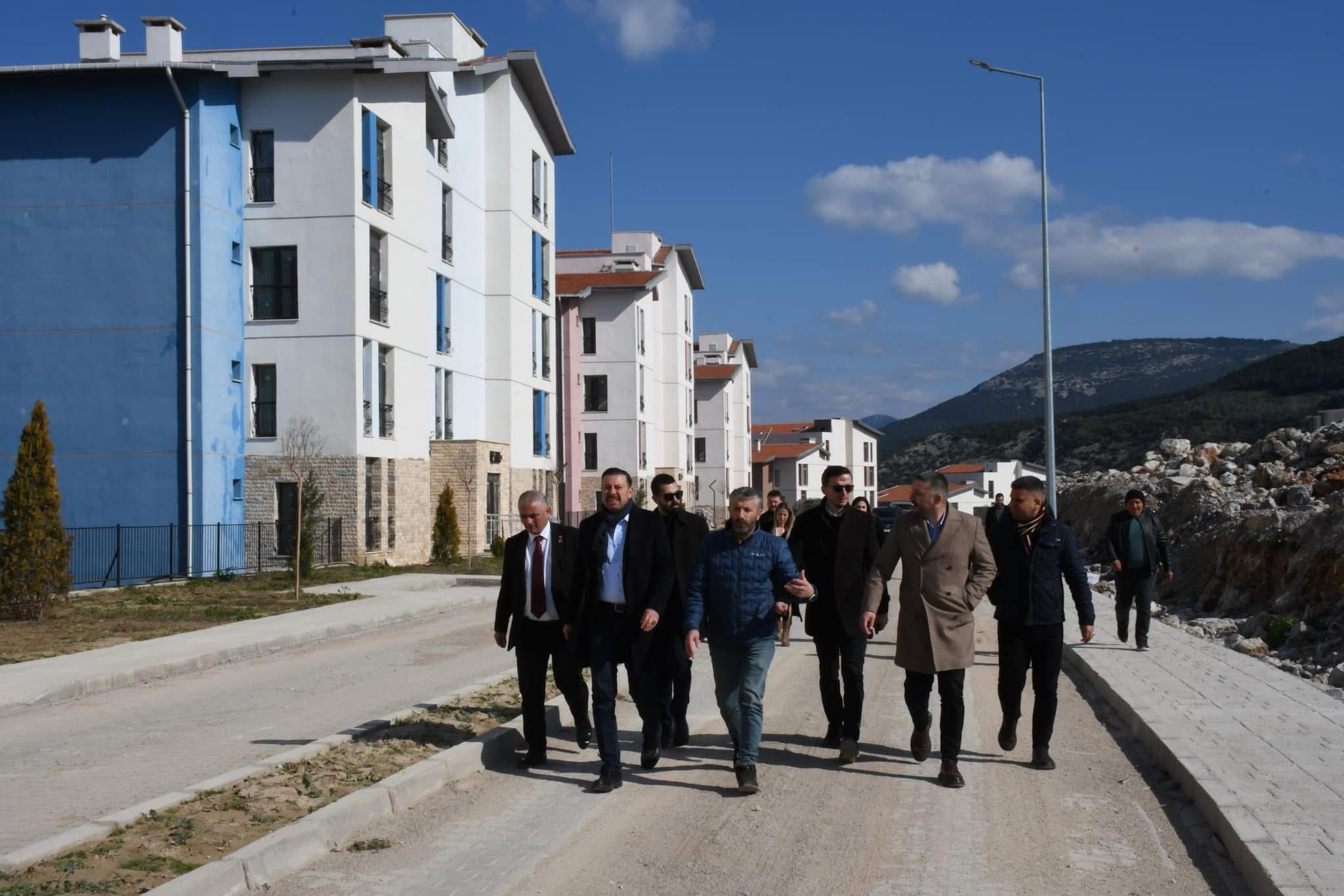 Ak Partili Mahmut Atilla Kaya Selçuk’a Yatırımlar Devam Edecek (4)
