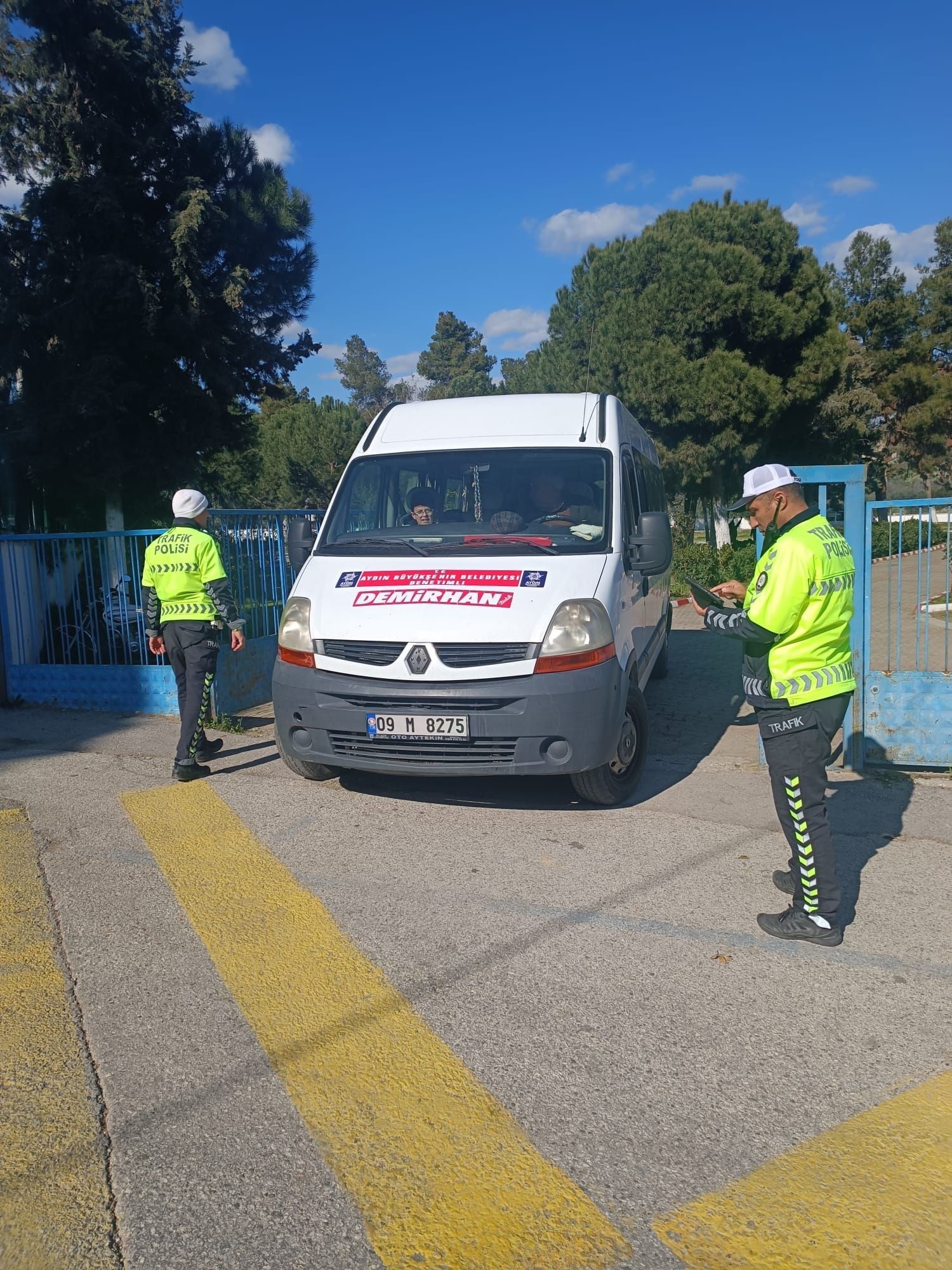 Aydınlı Öğrencilere Uygulamalı Trafik Güvenliği Eğitimi (2)