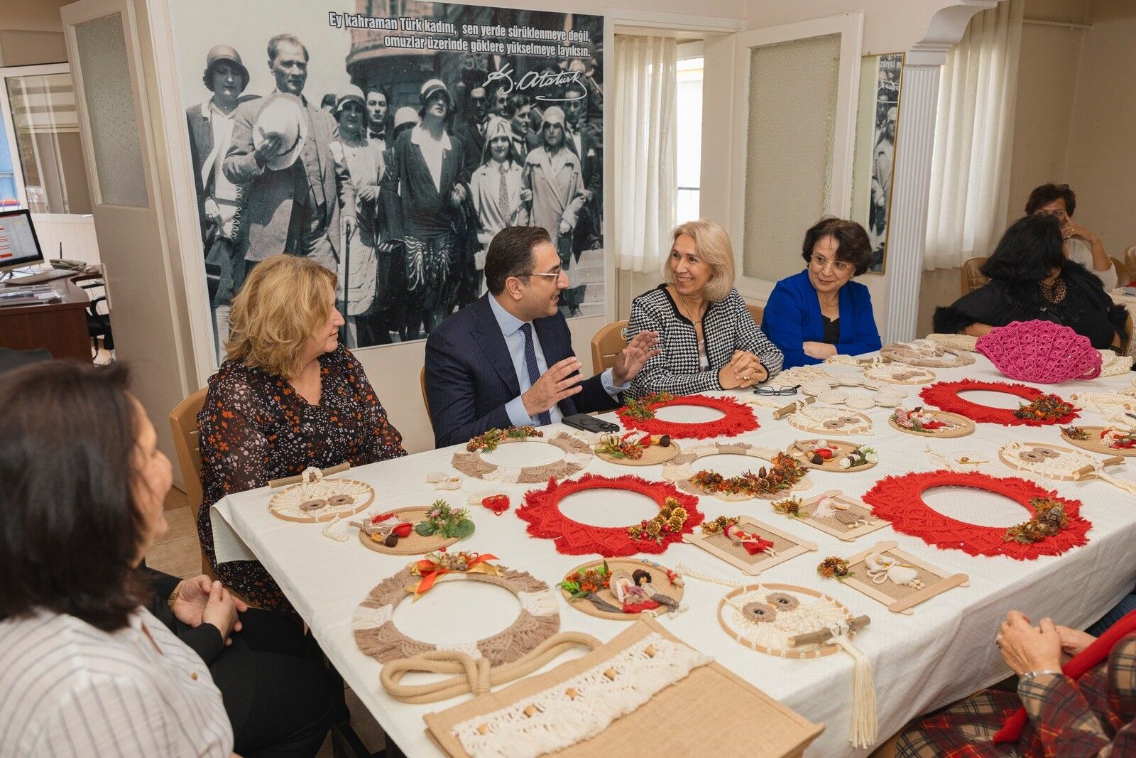 Balçova Belediyesi'nin El Sanatları Kursları Kadınları Güçlendiriyor (4)