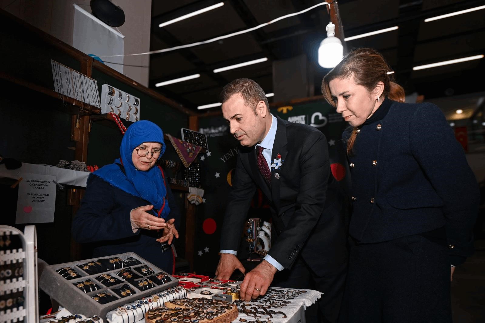 Balıkesir'de 8 Mart Dünya Emekçi Kadınlar Günü'ne Özel Proje (3)